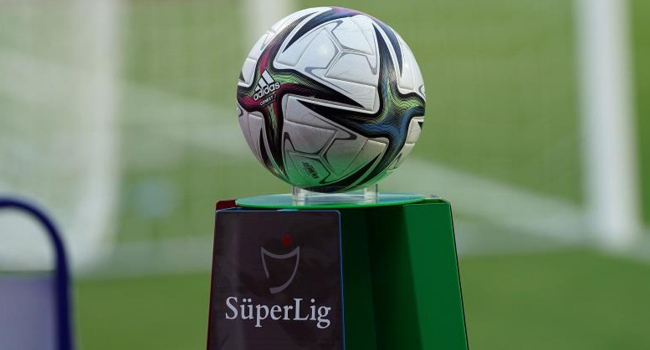 Şampiyonluklara yerli teknik adam damgası