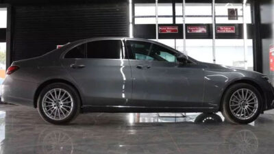 2 milyonluk sıfır lüks otomobil aldı! Hayatının şokunu yaşadı