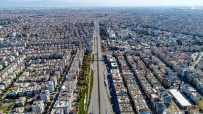 Savaştan kaçan Ukraynalı, parasını konuta yatırdı