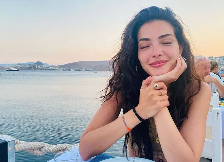 Ünlü oyuncuya iç çamaşırı tepkisi!