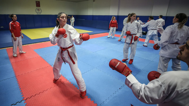 Türkiye İşitme Engelliler Karate Milli Takımı'nın sporcuları, Brezilya'da gerçekleştirilecek 24.