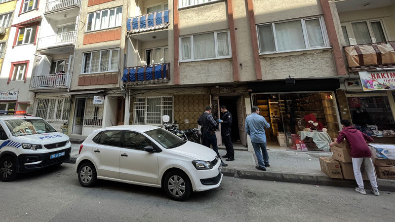 Bursa'nın Osmangazi ilçesinde, apartmanın merdivenlerinden düşen 86 yaşındaki kadın yaşamını