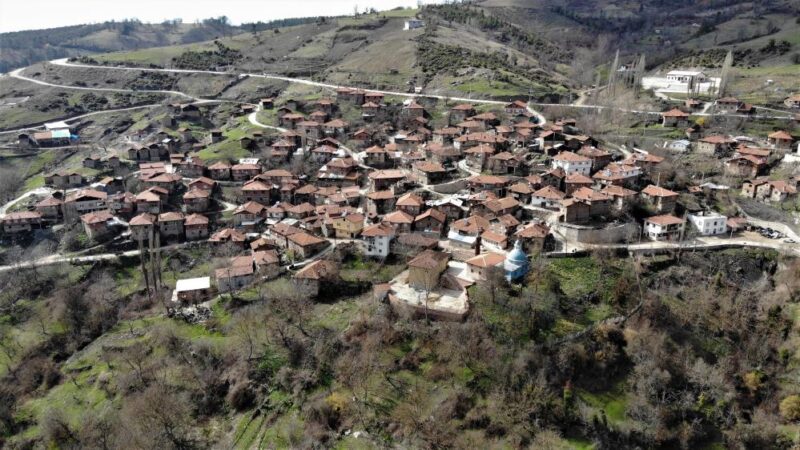 Bursa’nın bu köyünde 600 yıldır davul çalmak yasak Bursa'da bulunan bir köyde 600 yıldır davul çalınmıyor.