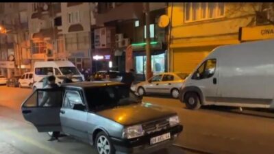 Bursa’da birbirlerine girdiler! Cadde ortasında…