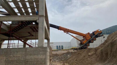 Görüntü Bursa’dan… Fabrika inşaatında…