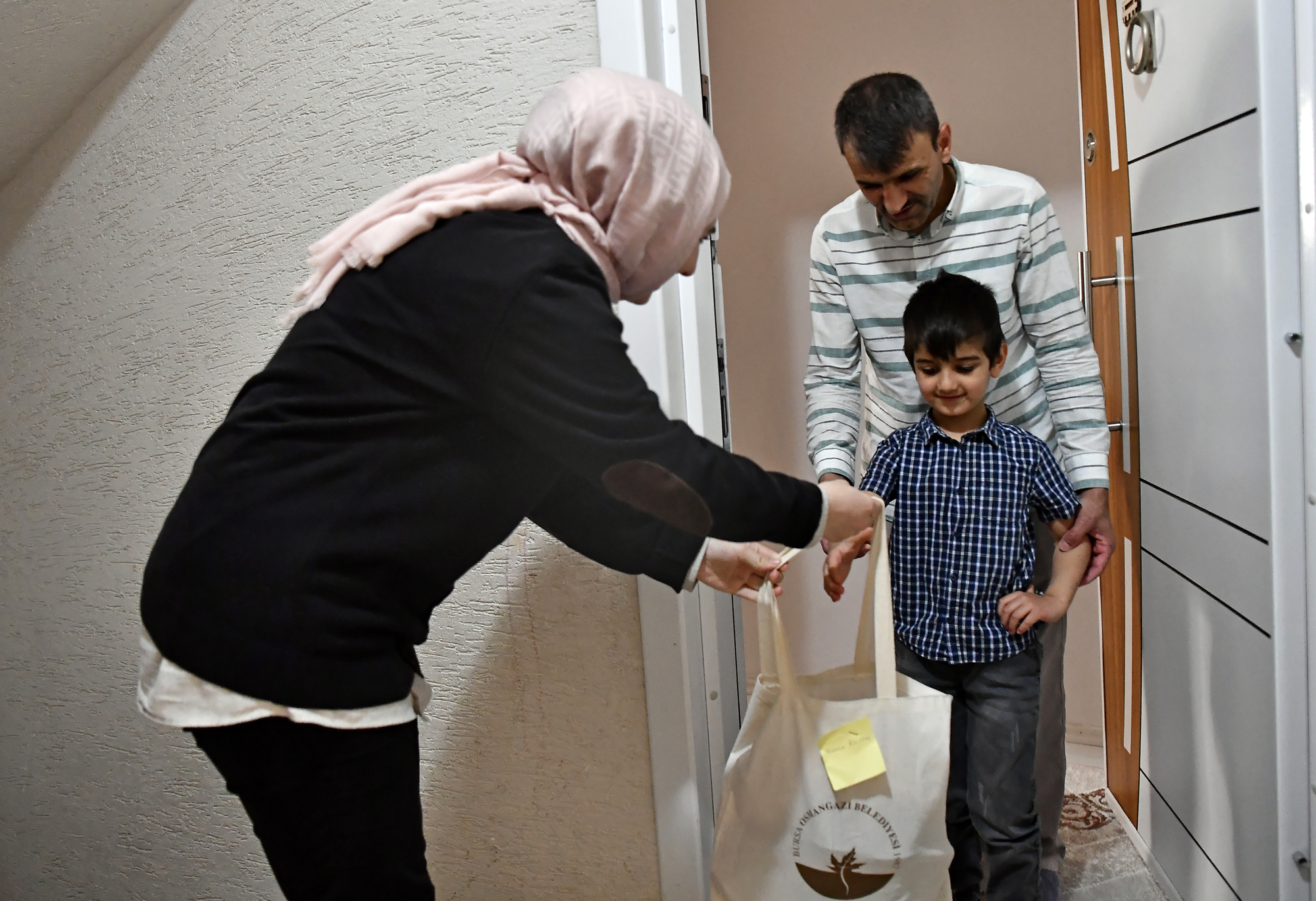 Osmangazi’den çocuklara bayram hediyesi