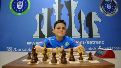 Büyükşehirli satranççı Ediz Gürel ilk Büyük Usta normunu aldı