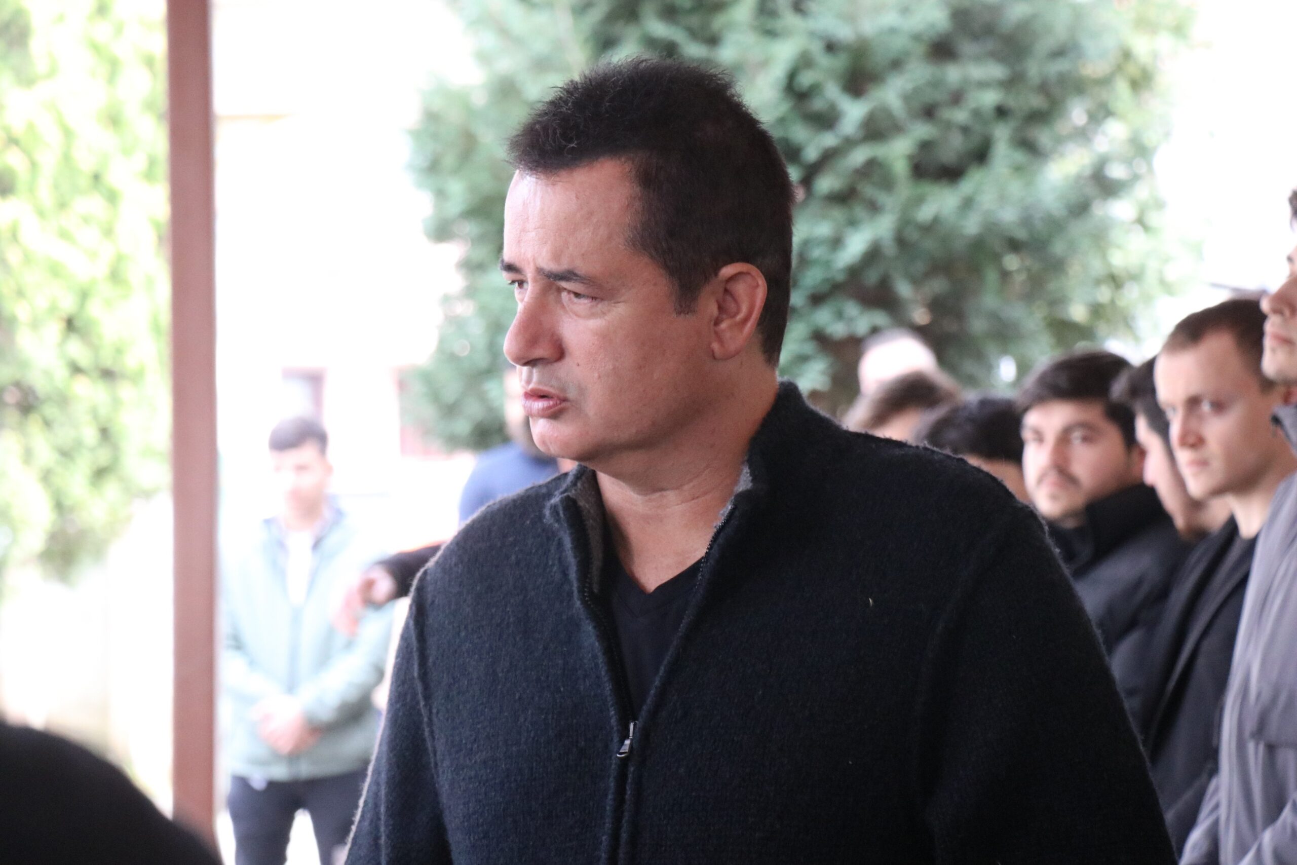 Acun Ilıcalı’nın acı kaybı…Son yolculuğuna uğurlandı Acun Ilıcalı’nın acı kaybı…Son yolculuğuna uğurlandı