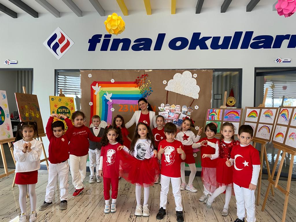 Görükle Final Okulları 23 Nisan coşkusu bayrak yürüyüşü ile taçlandı