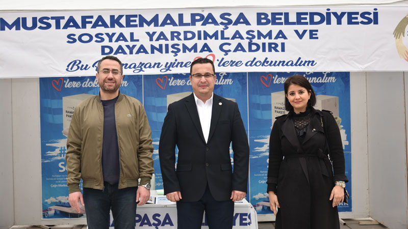 Mustafakemalpaşa’da gönüller bir sofralar ayrı