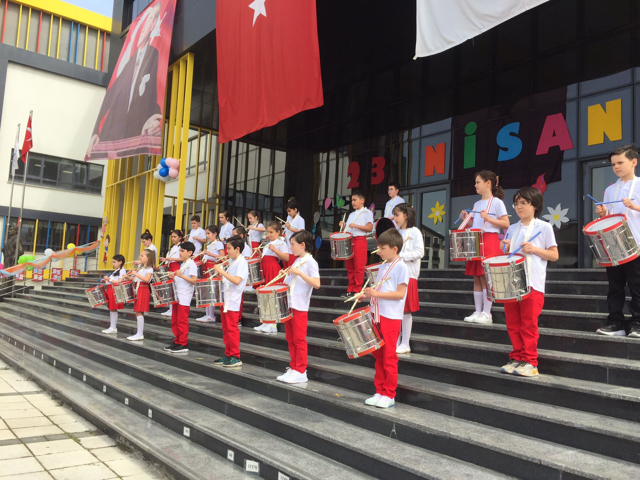 Bursa Yönder Okulları’nda görkemli 23 Nisan Bursa Yönder Okulları’nda görkemli 23 Nisan