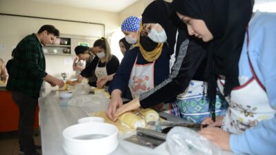 Yıldırım’da yeni nesil pastacılık eğitimi