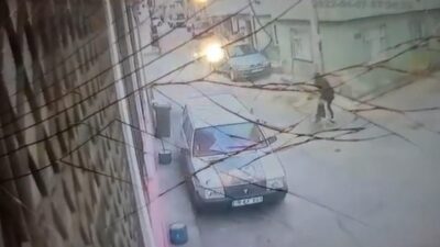 Bursa’da yolda yürüyen genç kız köpeğin saldırısına uğradı