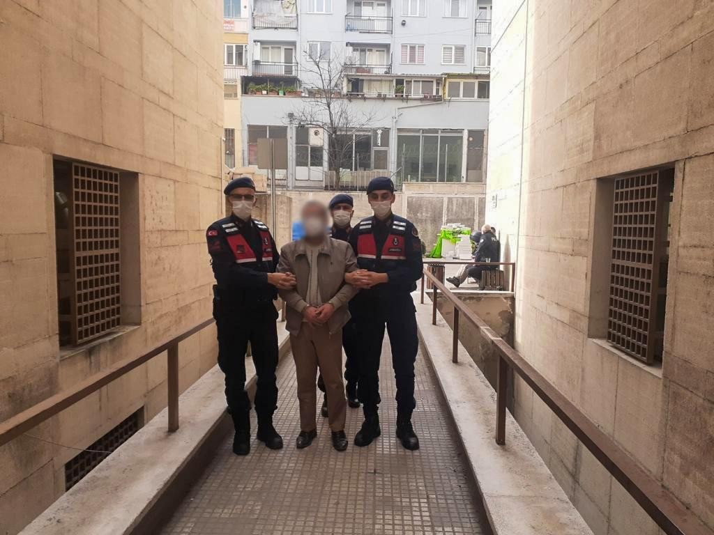 Bursa’da sulama borularını çalan hırsız yakaladı