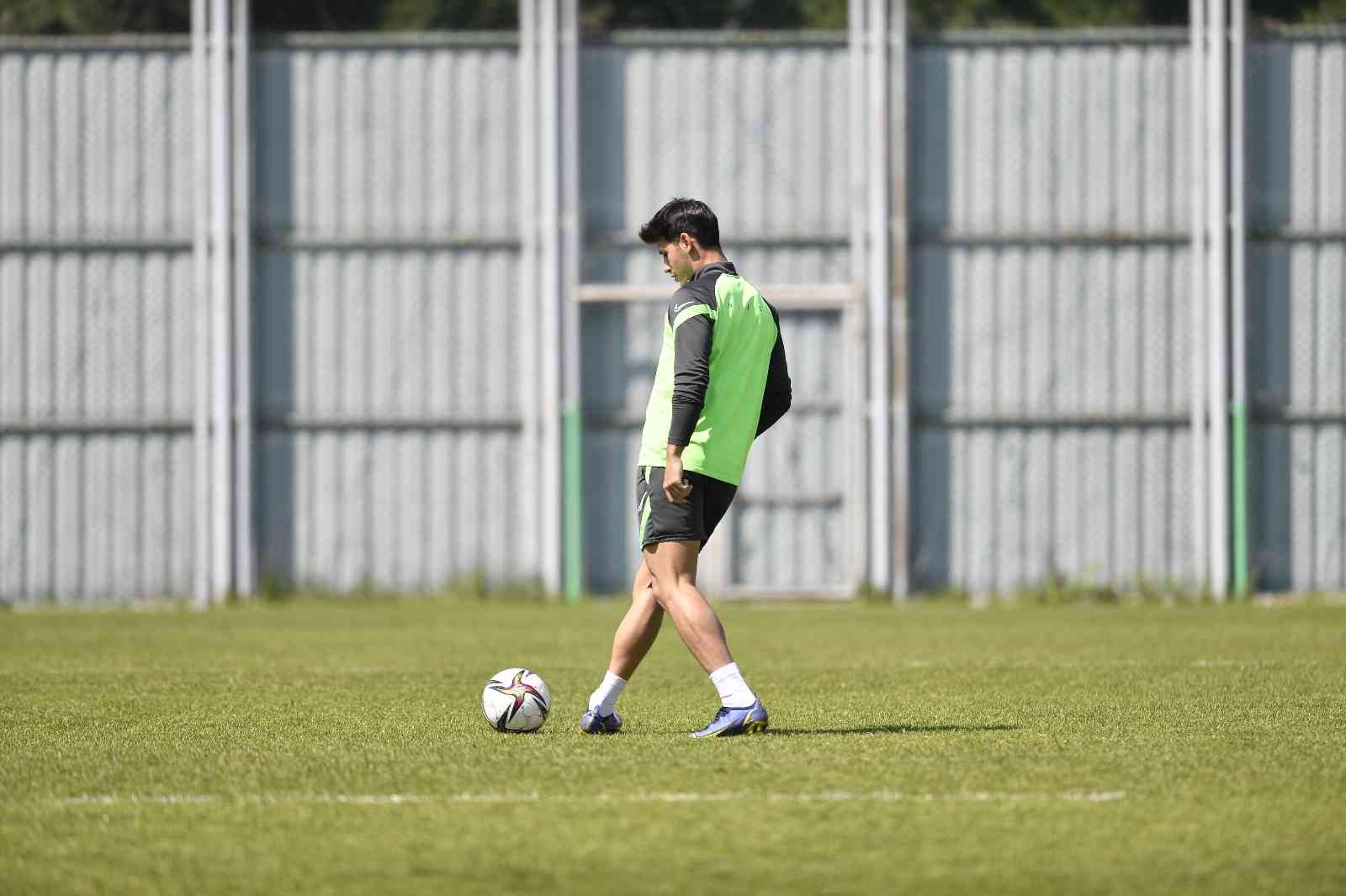 Bursaspor’da Gençlerbirliği maçı hazırlıkları devam ediyor Bursaspor’da Gençlerbirliği maçı hazırlıkları devam ediyor