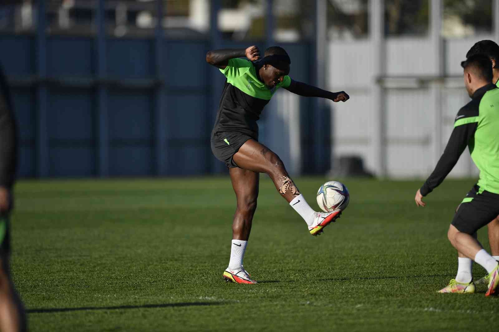 Bursaspor’da Kocaelispor maçı hazırlıkları tamamlandı