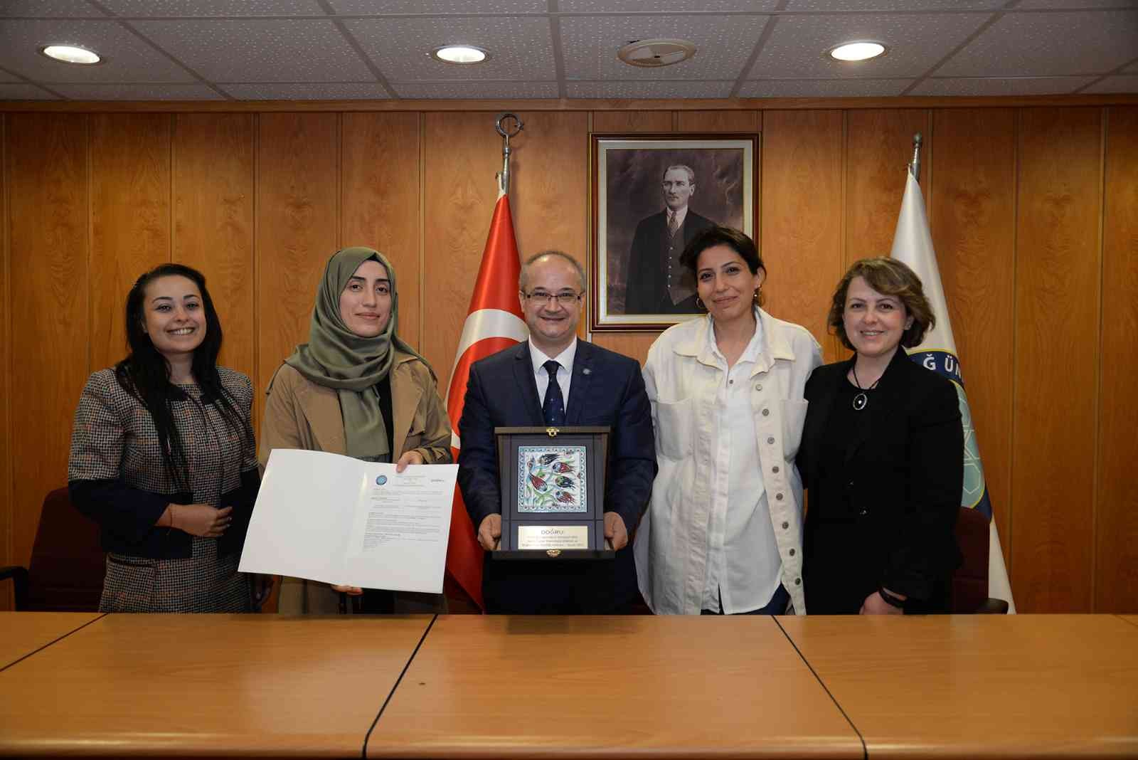 Bursa’da öğrencilere burs ve staj desteği!