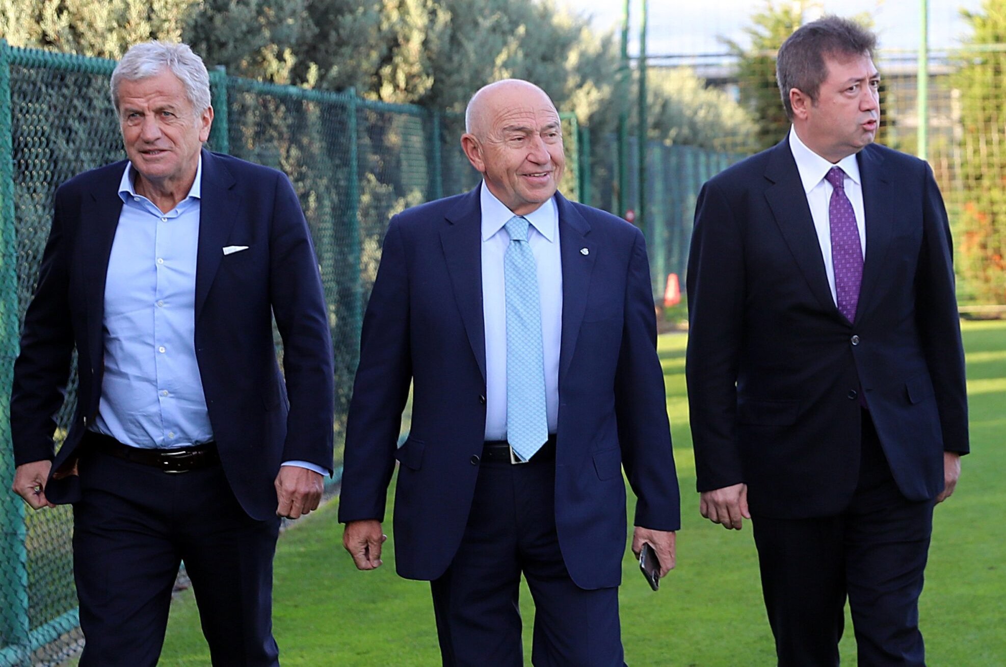 Türk futbolunda yeni dönem! Servet Yardımcı ve Mustafa Çağlar’a önemli görevler… Türk futbolunda yeni dönem! Servet Yardımcı ve Mustafa Çağlar’a önemli görevler…