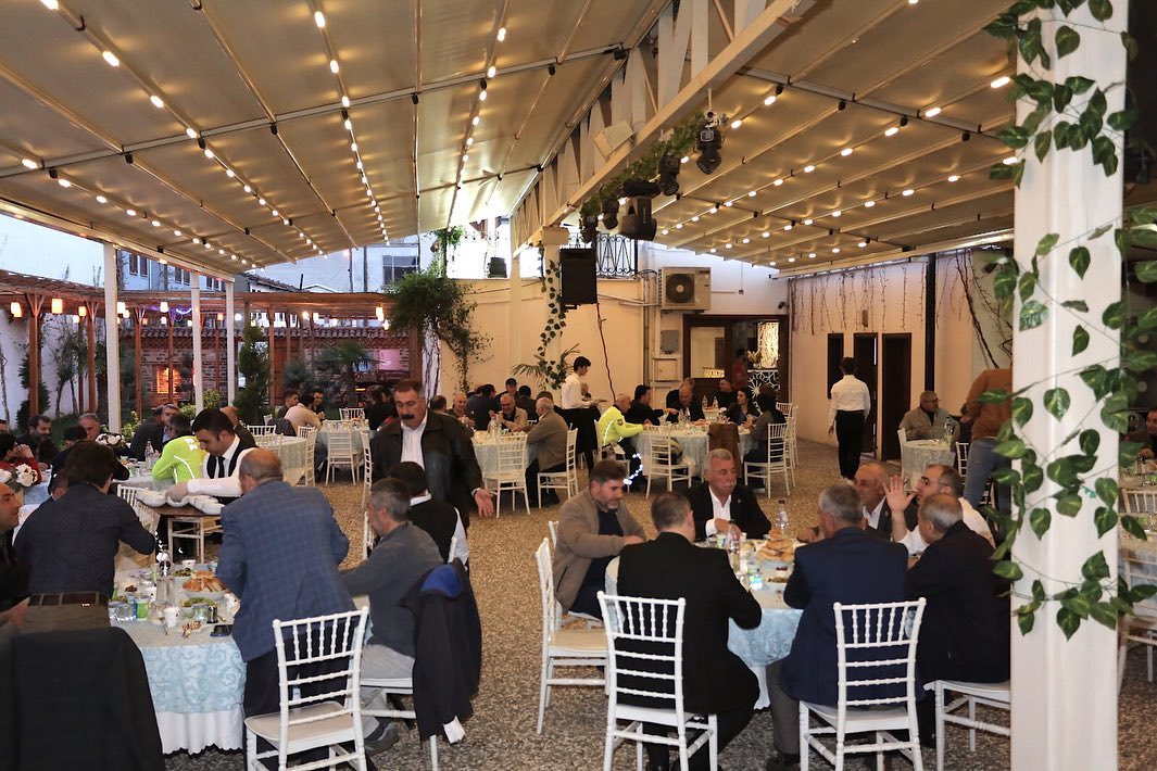 Başkan Işık: Özlediğimiz toplu iftar sofralarının bereketini yeniden yaşıyoruz