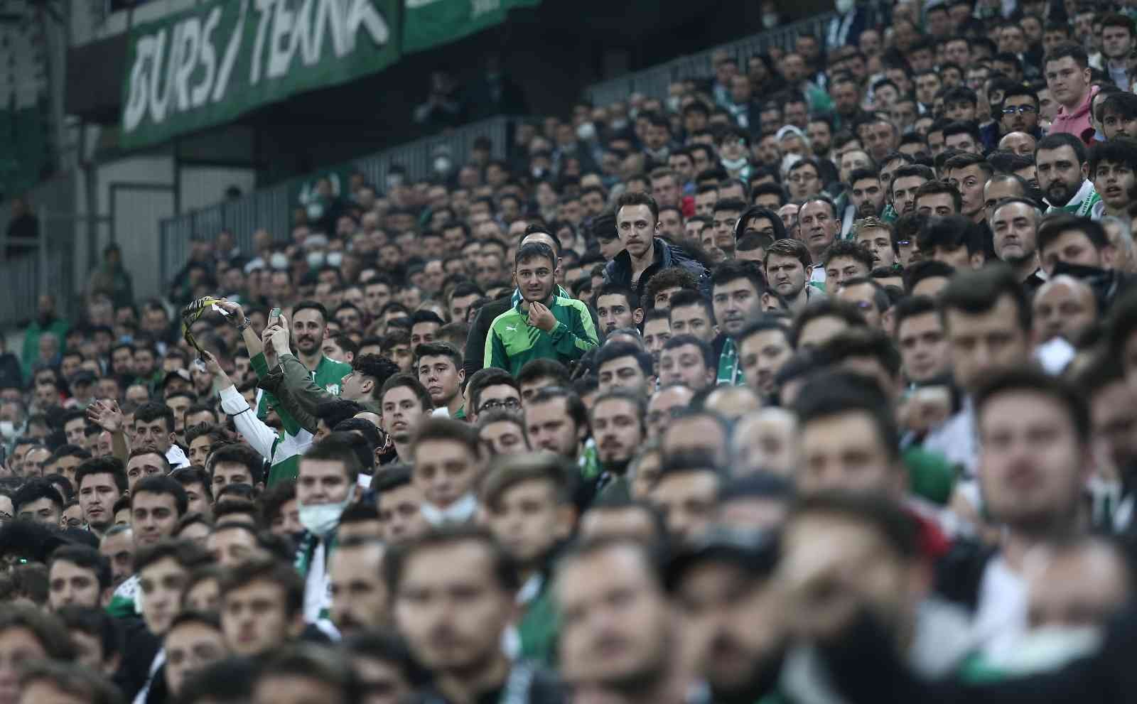 Frutti Extra Bursaspor’dan dikkat çeken bilet kampanyası Frutti Extra Bursaspor’dan dikkat çeken bilet kampanyası