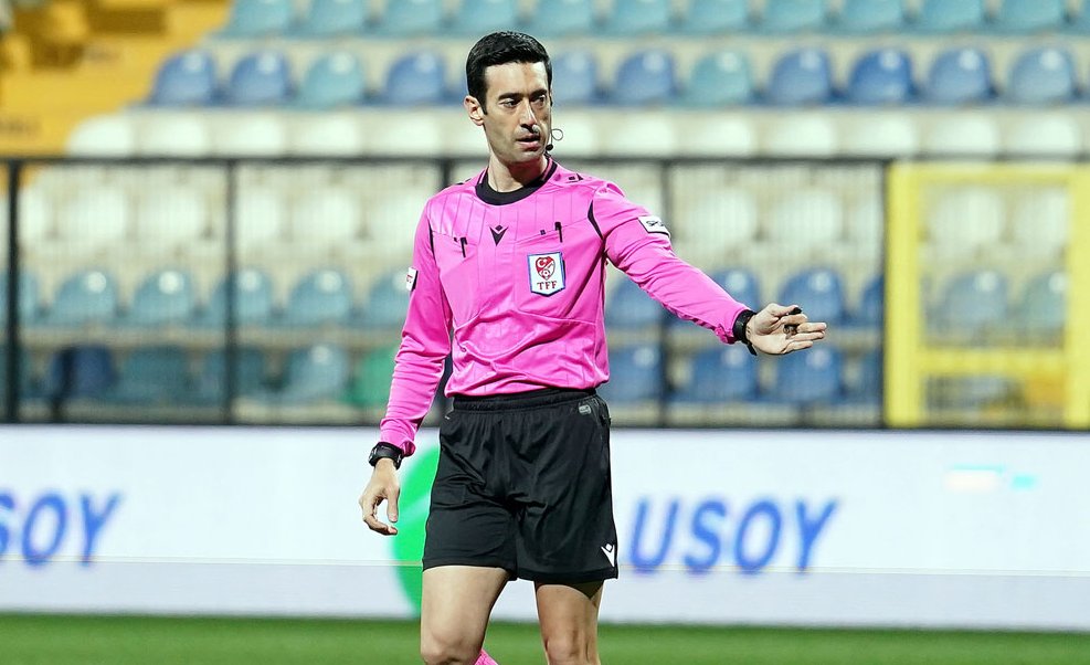 Bursaspor’u yakan hakemin cezası belli oldu! İşte MHK’nın Burak Pakkan kararı… Bursaspor’u yakan hakemin cezası belli oldu! İşte MHK’nın Burak Pakkan kararı…