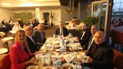 Bursalı sanayiciler iftarda buluştu!