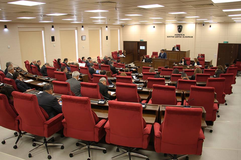 KKTC’de koalisyon göreve başlamadan dağıldı!