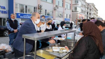 Mudanya iftar sofrasında buluştu