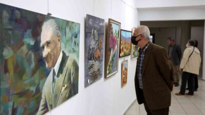 Bursa’da resim sergisi! Kursiyerler çalışmalarını sergiledi…