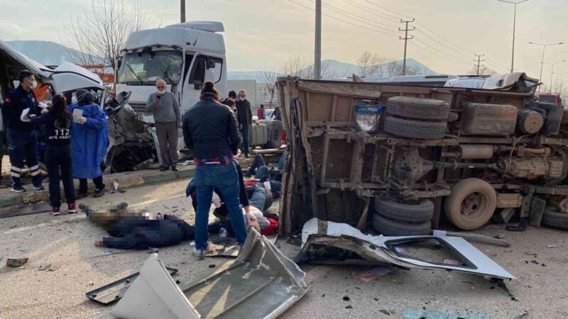 Ölüm tırının sürücüsü beraatini istedi Bursa’nın Kestel ilçesinde 4 kişinin öldüğü, 22 kişinin yaralandığı trafik