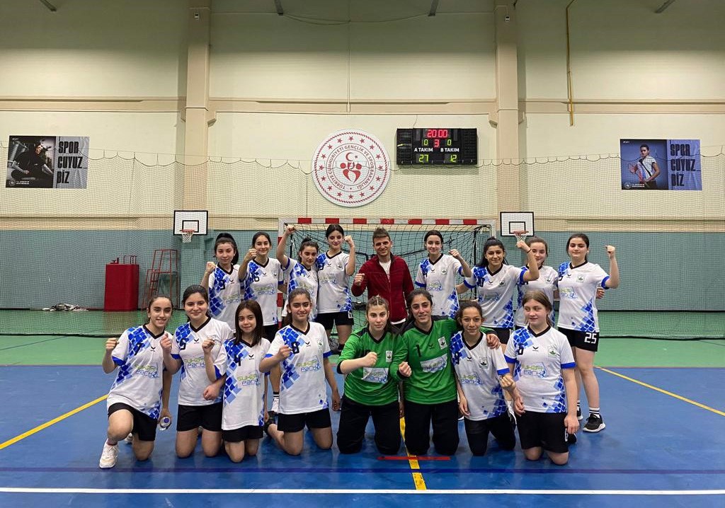 Osmangazili Sultanlardan şampiyonluk Osmangazili Sultanlardan şampiyonluk