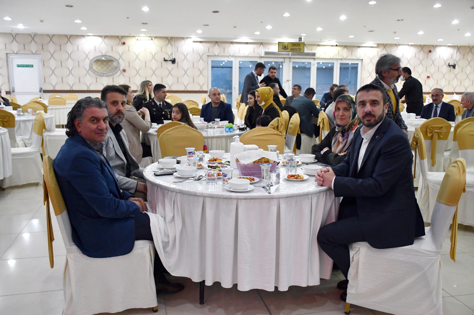 Başkan Tanır, şehit aileleri ve gazilerle iftarda buluştu 1 ş3