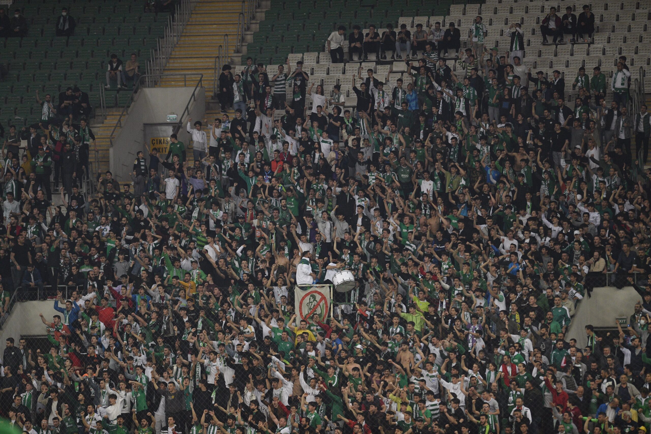 Bursaspor-Sivas Belediye maçının biletleri satışta Bursaspor-Sivas Belediye maçının biletleri satışta