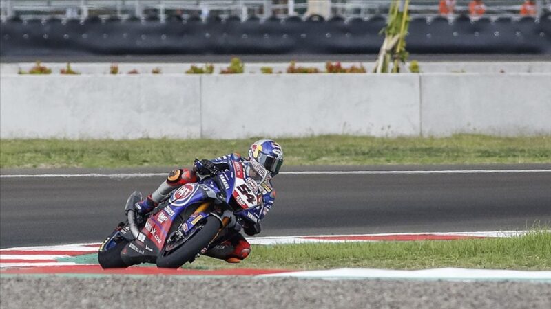 Milli sporcu Toprak Razgatlıoğlu, hafta sonu İspanya'da başlayacak Dünya Superbike