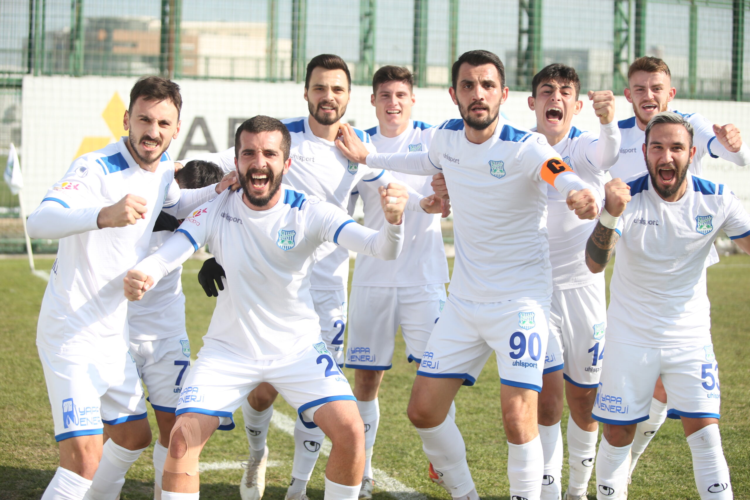 3.Lig’deki Bursa ekibinden büyük adım! 3.Lig’deki Bursa ekibinden büyük adım!