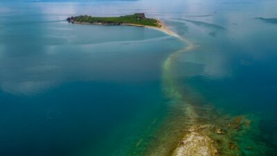 Sular çekildi, antik yol ortaya çıktı