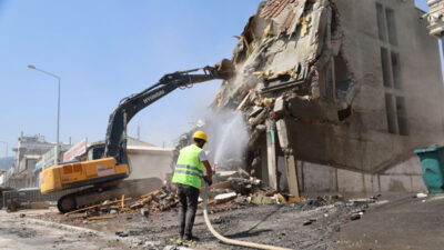 Beşyol’da yıkımlara devam