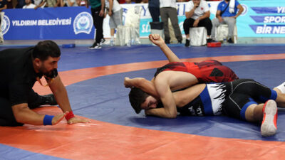 Bursa’da güreş heyecanı