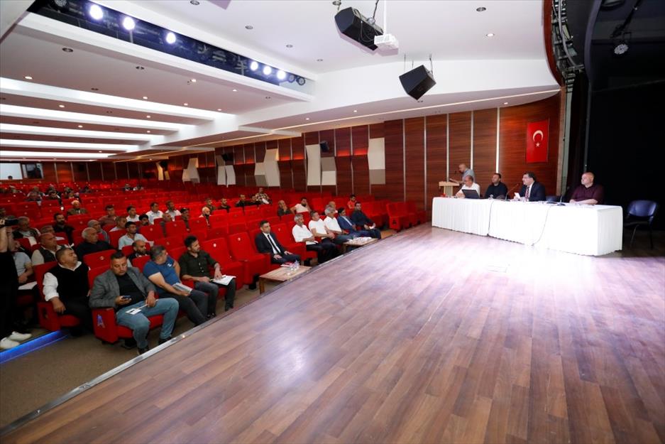 Hayvan pazarının kotra kiralamaları yapıldı