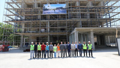 İnegöl’de yeni belediye hizmet binasında hedef 2022 sonu