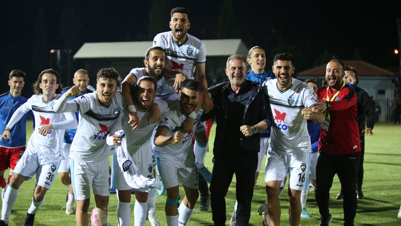 Karacabey avantaj için sahaya çıkıyor TFF 2.Lig play-off yarı final ilk maçında temsilcimiz Karacabey Belediyespor