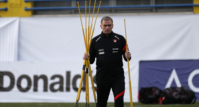 Milliler toplanıyor