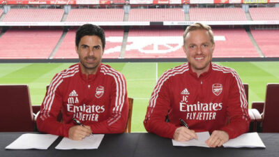 Arsenal, Mikel Arteta’nın sözleşmesini uzattı
