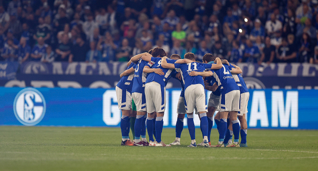 Schalke 04 yeniden Bundesliga’da
