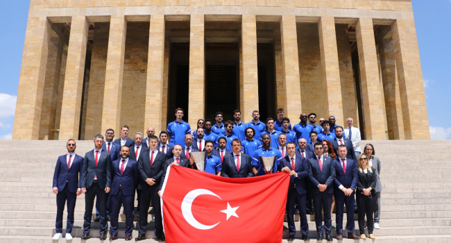 Şampiyon Anadolu Efes, Anıtkabir’de Şampiyon Anadolu Efes, Anıtkabir’de