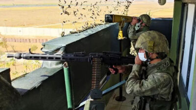 Yasa dışı yollara ülkemize girmeye çalışan 11 kişi yakalandı