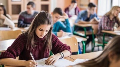 Lise son sınıf öğrencileri niye açık liseye kaçıyor? Bursa’yla ilgili çarpıcı tespit