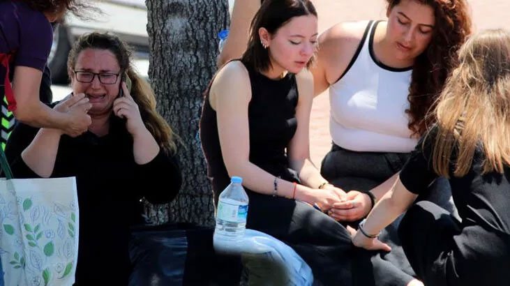 Otomobiller çarpıştı! Öğretim üyesi ve öğrenci şoka girdi