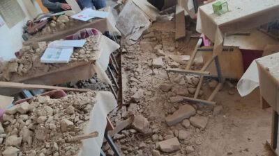 Okulun tavanı düştü