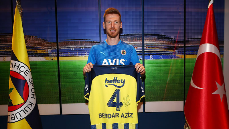 Serdar Aziz 3 yıl daha Fenerbahçe’de Fenerbahçe Kulübü, savunma oyuncusu Serdar Aziz'in sözleşmesini 3 yıl uzattı.